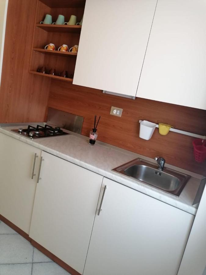Baia Dei Delfini Aparthotel Фурнари Екстериор снимка
