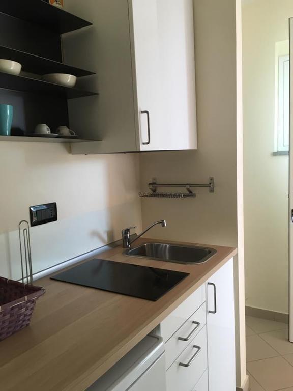 Baia Dei Delfini Aparthotel Фурнари Екстериор снимка