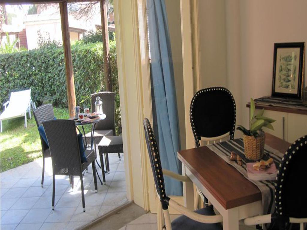 Baia Dei Delfini Aparthotel Фурнари Екстериор снимка