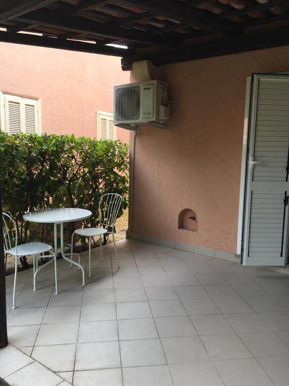 Baia Dei Delfini Aparthotel Фурнари Екстериор снимка