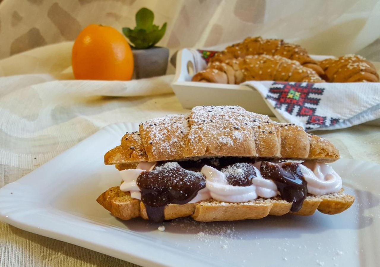 Baia Dei Delfini Aparthotel Фурнари Екстериор снимка